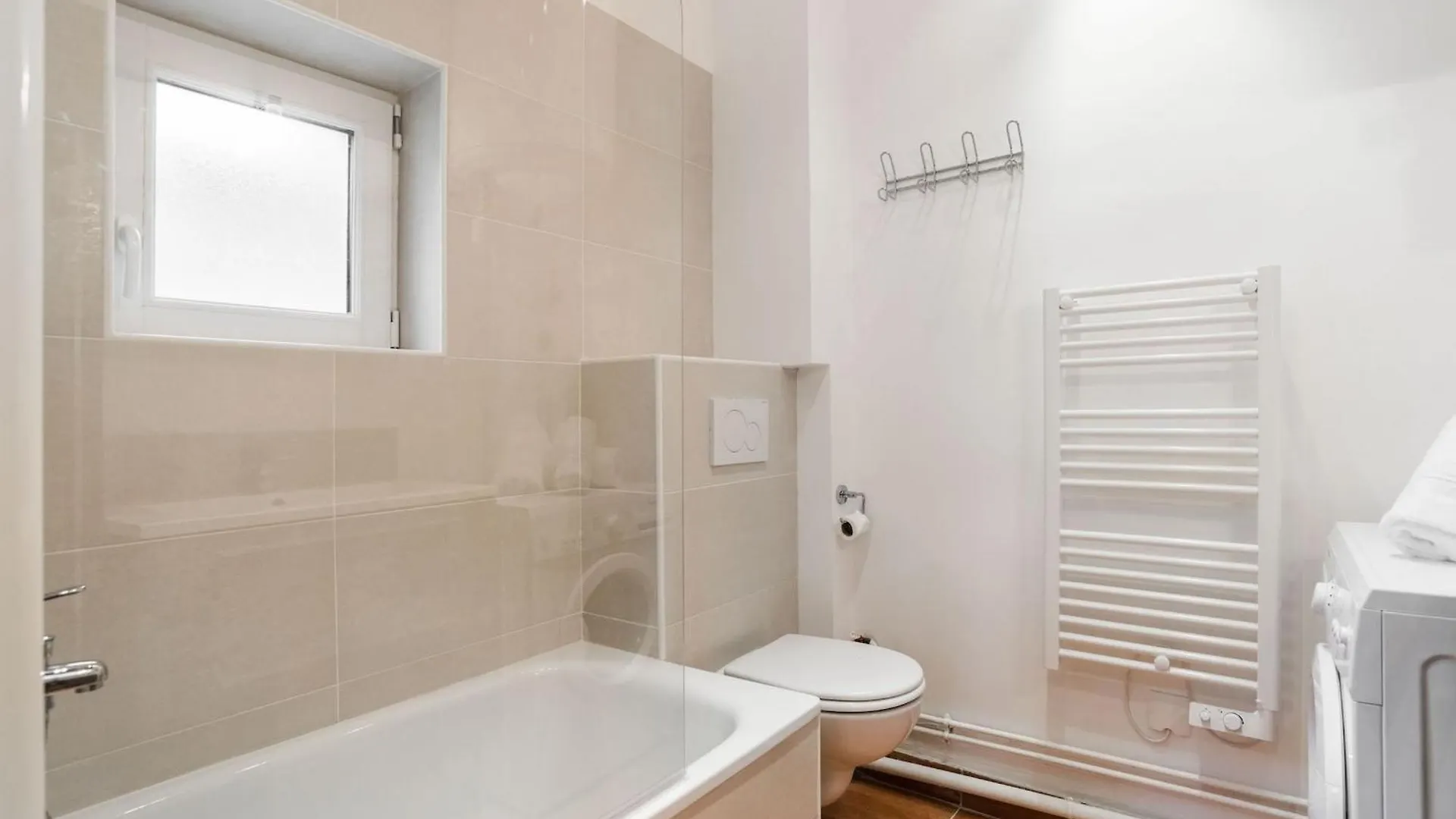 Apartmán Arts Et 1Br Cozy Flat Paříž 0*,  Francie