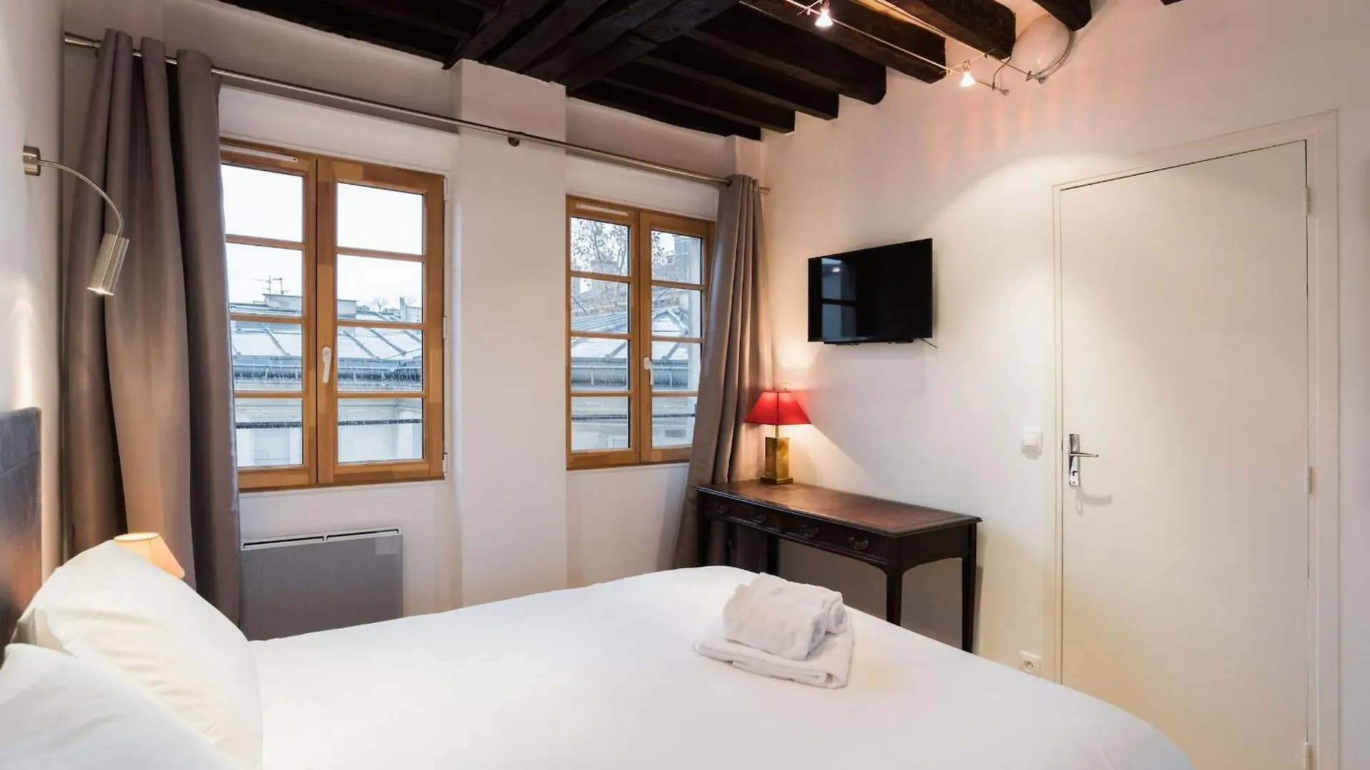 Apartament Arts Et 1Br Cozy Flat Paryż
